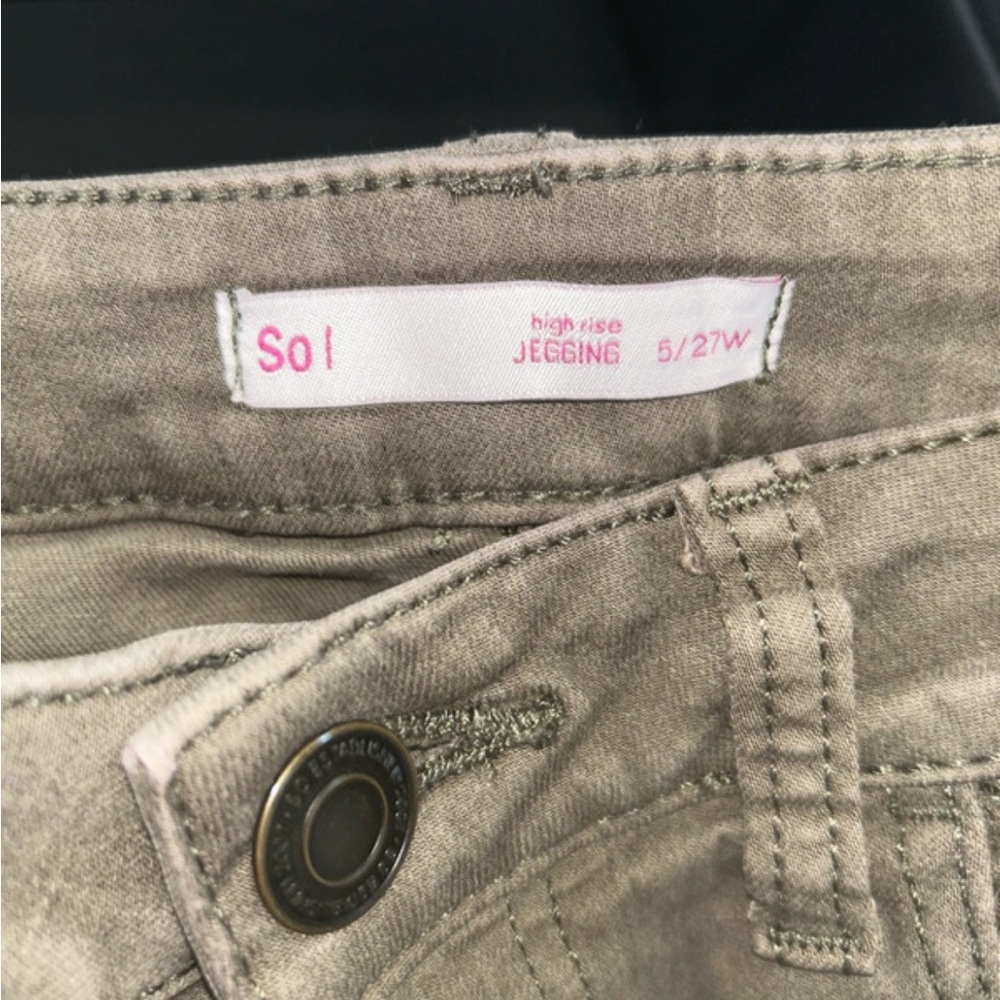 SO High Rise Jeans - Picture 3 of 4